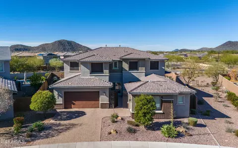 2905 E Los Gatos Dr, Phoenix, AZ 85050
