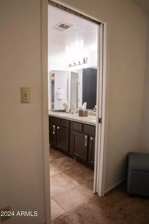 3301 Earll Dr #128, Phoenix, AZ 85018 photo 28
