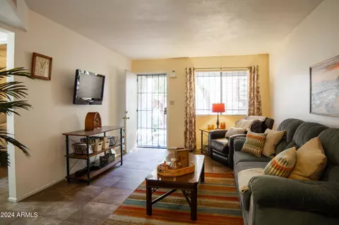 3301 Earll Dr #128, Phoenix, AZ 85018 photo 23