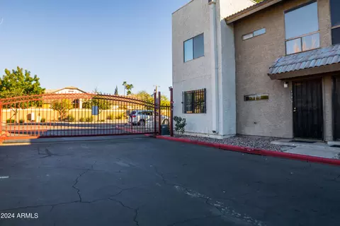 3301 Earll Dr #128, Phoenix, AZ 85018 photo 36