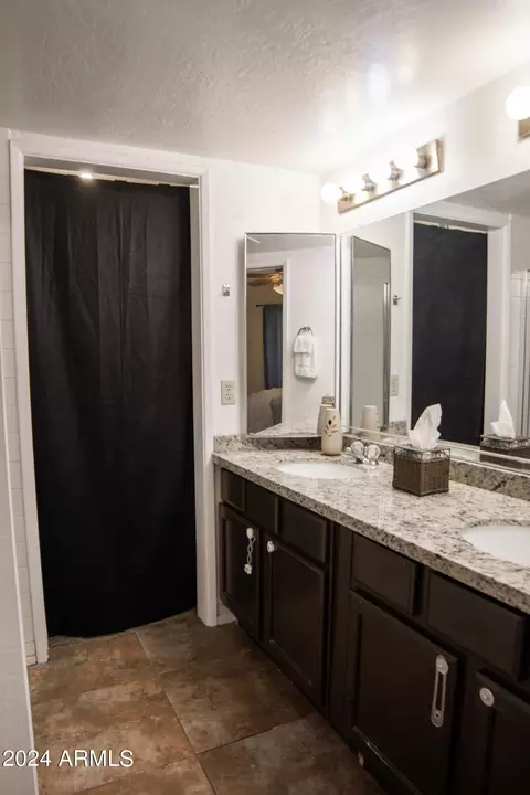 3301 Earll Dr #128, Phoenix, AZ 85018 photo 30