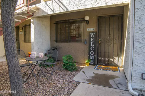 3301 Earll Dr #128, Phoenix, AZ 85018 photo 4