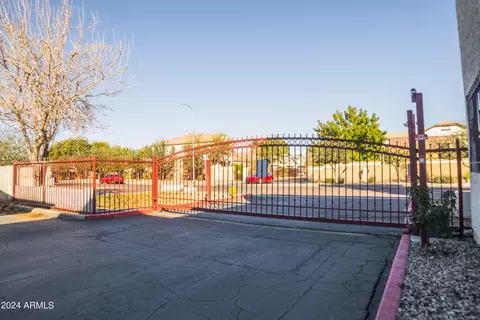 3301 Earll Dr #128, Phoenix, AZ 85018 photo 34