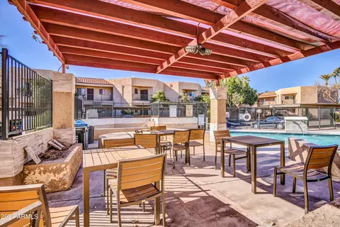 1352 E Highland Ave #212, Phoenix, AZ 85014 photo 21