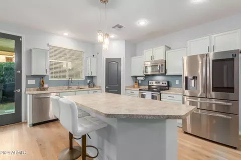 Kitchen - 1681 S Desert View Pl, Apache Junction, AZ 85120 photo 2 of 3