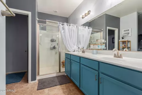Bath - 1681 S Desert View Pl, Apache Junction, AZ 85120 photo 2 of 4