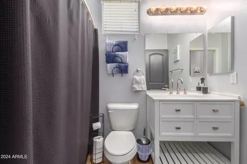 Bath - 1681 S Desert View Pl, Apache Junction, AZ 85120 photo 4 of 4