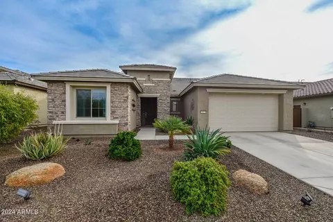 2815 N 169th Dr, Goodyear, AZ 85395