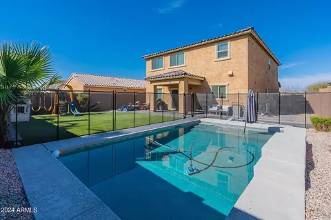 Exterior - 2415 E Gillcrest Rd, Gilbert, AZ 85298 photo 13 of 26