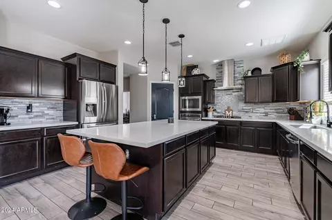 Kitchen - 2415 E Gillcrest Rd, Gilbert, AZ 85298 photo 2 of 7
