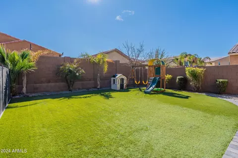 Exterior - 2415 E Gillcrest Rd, Gilbert, AZ 85298 photo 8 of 26