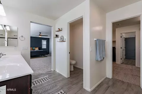 Bath - 2415 E Gillcrest Rd, Gilbert, AZ 85298 photo 4 of 4