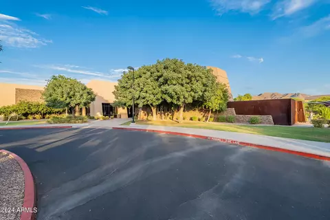 View/Area - 2415 E Gillcrest Rd, Gilbert, AZ 85298 photo 18 of 19