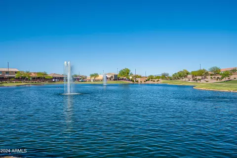 View/Area - 2415 E Gillcrest Rd, Gilbert, AZ 85298 photo 11 of 19