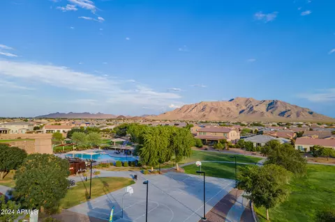 View/Area - 2415 E Gillcrest Rd, Gilbert, AZ 85298 photo 17 of 19