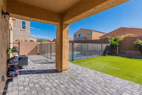 Exterior - 2415 E Gillcrest Rd, Gilbert, AZ 85298 photo 7 of 26