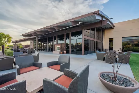Exterior - 2415 E Gillcrest Rd, Gilbert, AZ 85298 photo 25 of 26