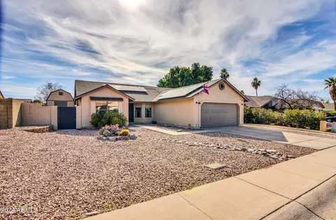 1301 E Taro Ln, Phoenix, AZ 85024 photo 2