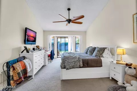 1301 E Taro Ln, Phoenix, AZ 85024 photo 14