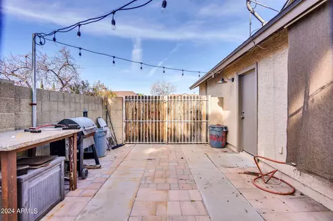 1301 E Taro Ln, Phoenix, AZ 85024 photo 31