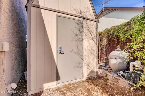 1301 E Taro Ln, Phoenix, AZ 85024 photo 33