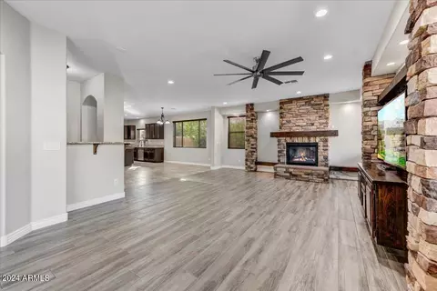 Living - 4030 Expedition Way, Phoenix, AZ 85050 photo 2 of 5
