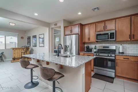 17900 W Hiddenview Dr, Goodyear, AZ 85338