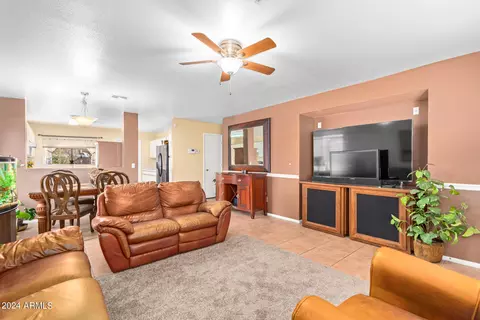 8311 W Baxter Dr, Phoenix, AZ 85037 photo 5