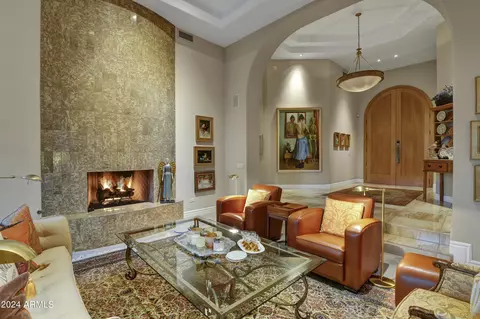 5160 N 71st St, Paradise Valley, AZ 85253