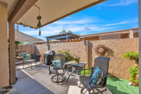 Exterior - 6024 N 10th Ave, Phoenix, AZ 85013 photo 10 of 13