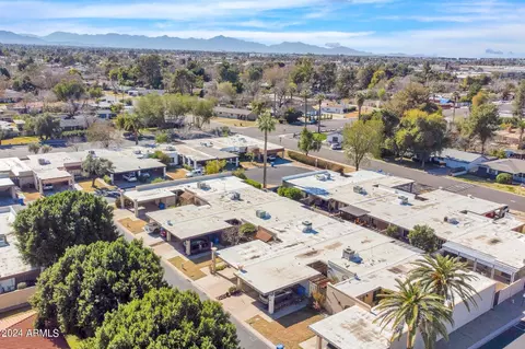 View/Area - 6024 N 10th Ave, Phoenix, AZ 85013 photo 8 of 12