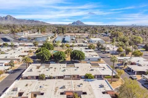 View/Area - 6024 N 10th Ave, Phoenix, AZ 85013 photo 10 of 12