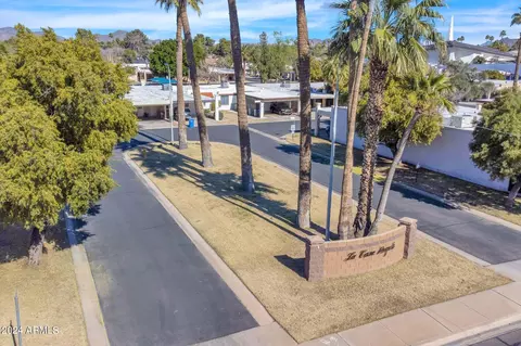 View/Area - 6024 N 10th Ave, Phoenix, AZ 85013 photo 1 of 12