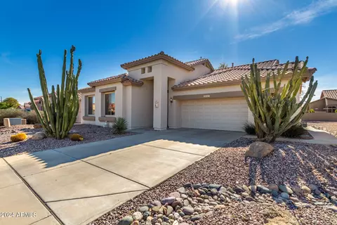 Exterior - 4661 E Apricot Ln, Gilbert, AZ 85298 photo 14 of 19