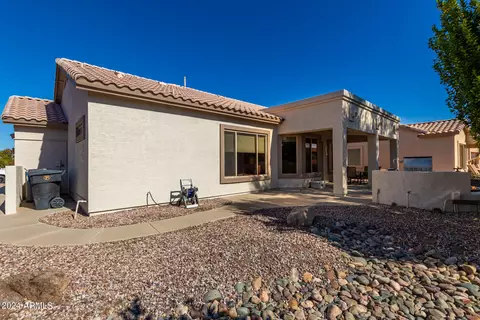 Exterior - 4661 E Apricot Ln, Gilbert, AZ 85298 photo 8 of 19