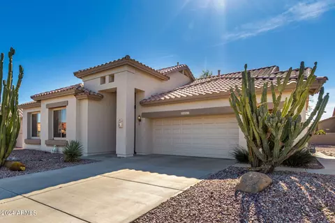 Exterior - 4661 E Apricot Ln, Gilbert, AZ 85298 photo 2 of 19