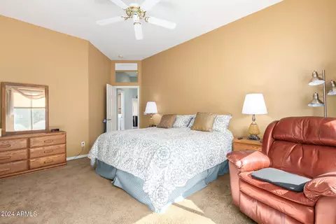 Bedroom - 4661 E Apricot Ln, Gilbert, AZ 85298 photo 3 of 4