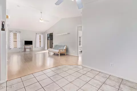 533 E Kyle Ct, Gilbert, AZ 85296 photo 11