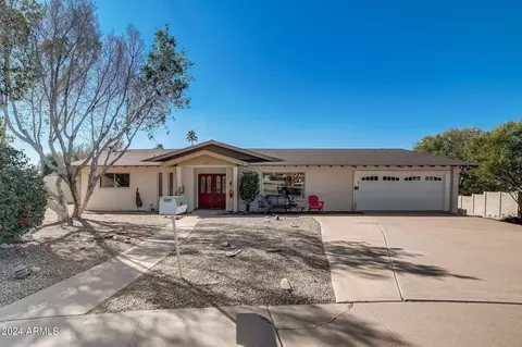 Exterior - 6802 N 22nd Pl, Phoenix, AZ 85016 photo 1 of 17