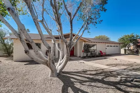 Exterior - 6802 N 22nd Pl, Phoenix, AZ 85016 photo 3 of 17