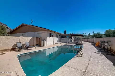Exterior - 6802 N 22nd Pl, Phoenix, AZ 85016 photo 13 of 17