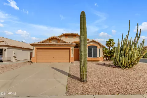 702 W Baylor Ln, Gilbert, AZ 85233
