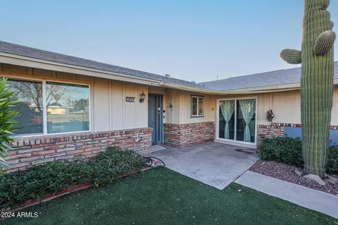 10807 W Peoria Ave, Sun City, AZ 85351