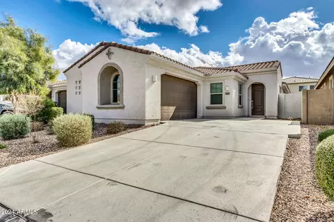 429 W Rainbow Bridge Ln, San Tan Valley, AZ 85140