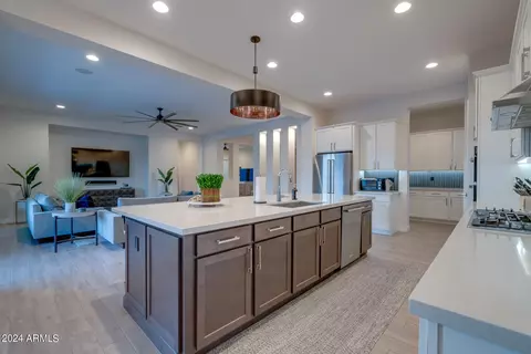 Kitchen - 10337 E Trillium Ave, Mesa, AZ 85212 photo 5 of 5