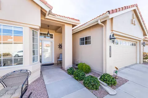 10701 E Champagne Dr, Sun Lakes, AZ 85248