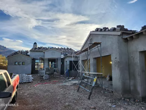 2559 S Sunset Village Dr, Gold Canyon, AZ 85118