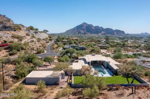 6664 N 40th St, Paradise Valley, AZ 85253