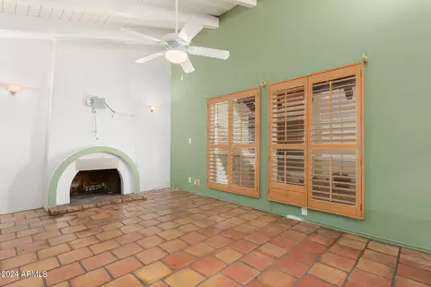 1242 E Palacio Ln, Phoenix, AZ 85014 photo 8