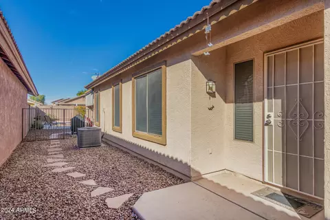 8732 E Nopal Cir, Mesa, AZ 85209 photo 5